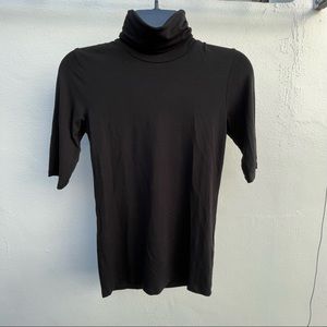 Majestic Filatures Turtleneck shirt